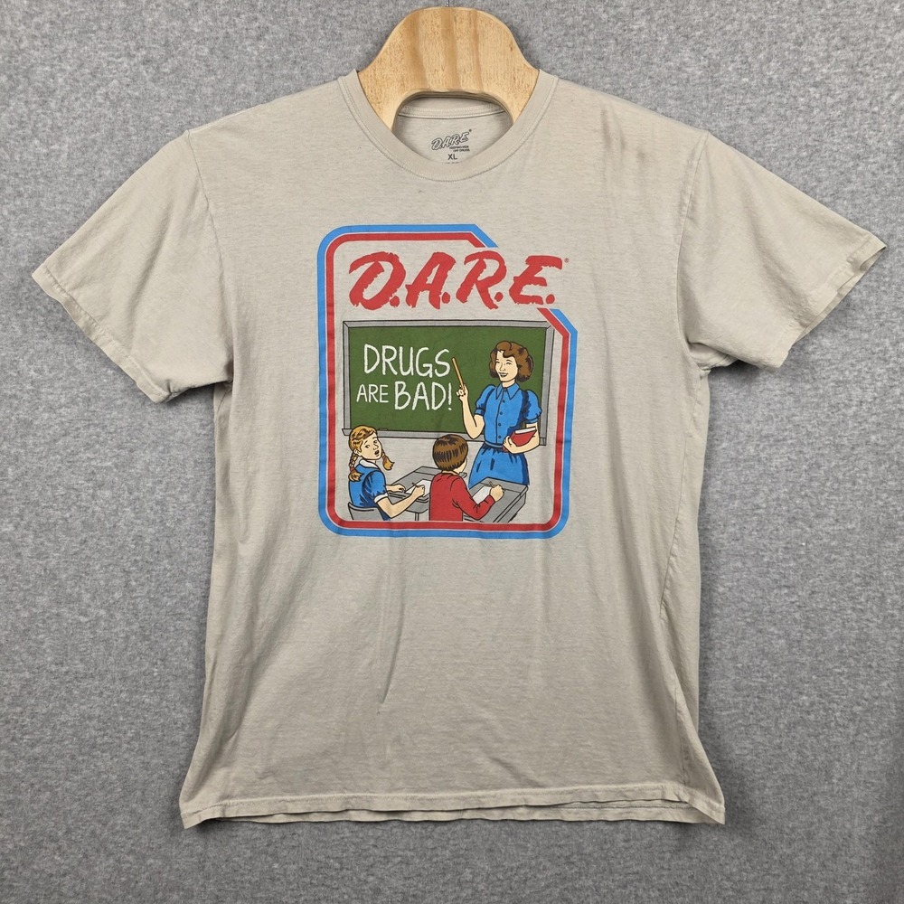 D.A.R.E. Shirt Mens XL Beige Drugs Are Bad Teacher Classroom Graphic Tee